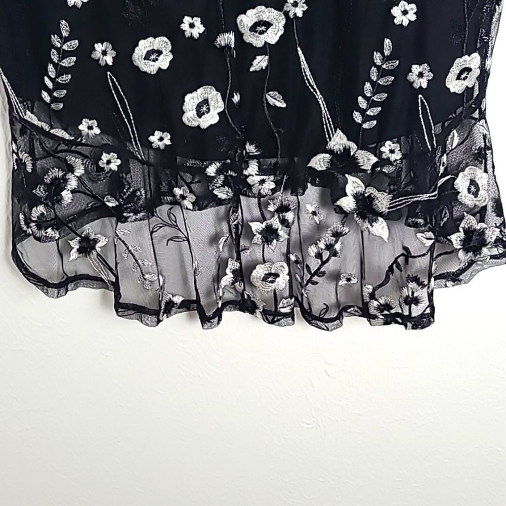 Thalia Sodi Black Midi-Skirt, White Embroidered Flowers, Sheer Ruffle, Sz 8 - Picture 3 of 8